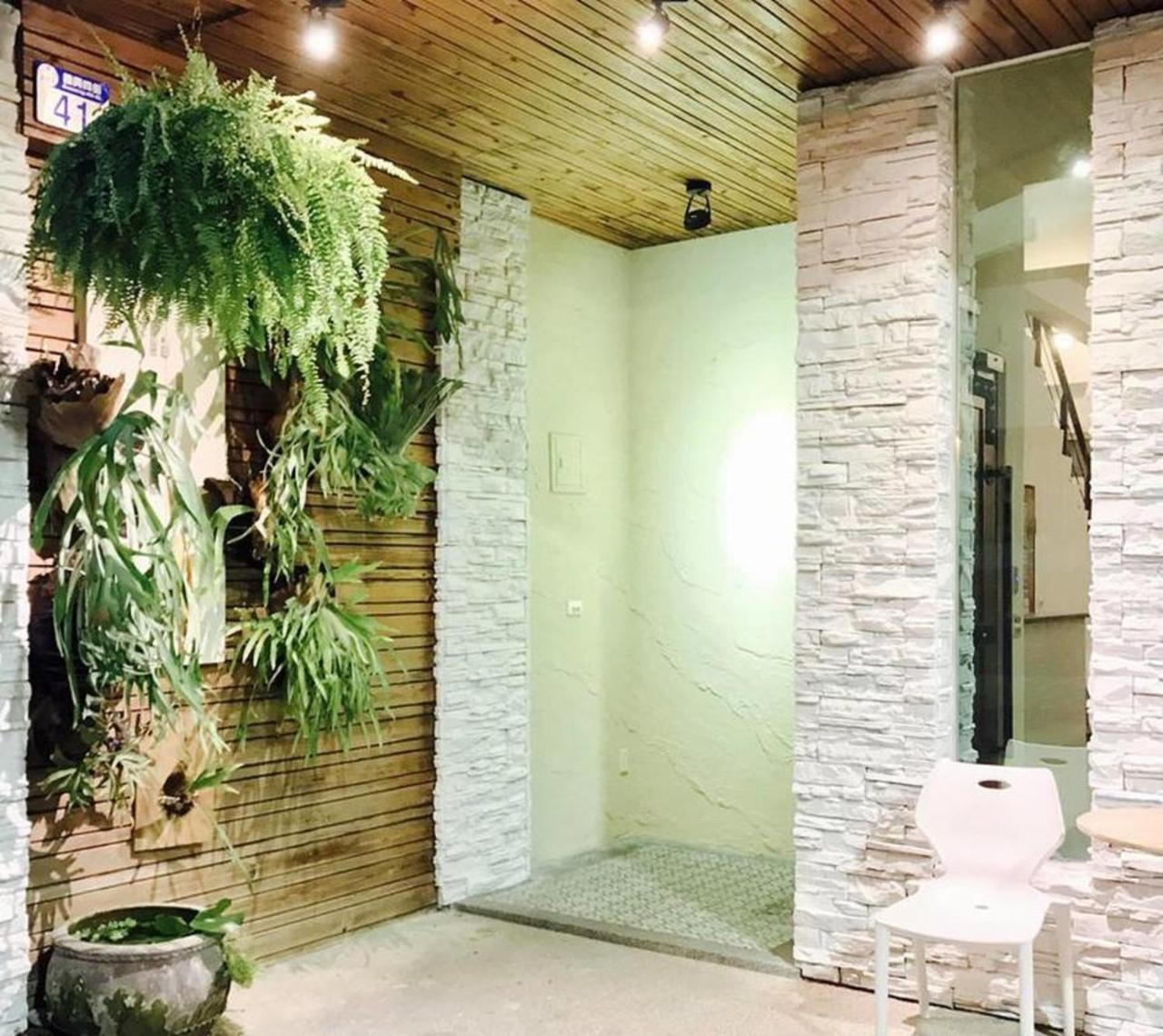 Deer Path Hotel Хуалиен Сити Екстериор снимка
